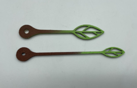 Houten wijzers met blad vorm, in kleur  90/115 mm