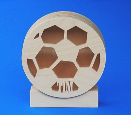 Spaarpot hout met eigen naam model voetbal.