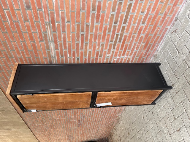 COD  collectie 2 deurs kast  Front blank mango en zwart metaal180x40x50 laagste prijs
