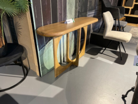 Cortez Sidetable  tropisch hardhout van Wildeboer 140 cm breed