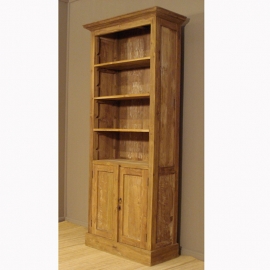 Lara rural Boekenkast met 2 deuren.  boekenkast is 205 cm hoog, 75 cm breed en 42 cm diep.