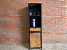 Cod collectie 1 deur 1 ladekast 180x40x50 Front blank mango en zwart metaal
