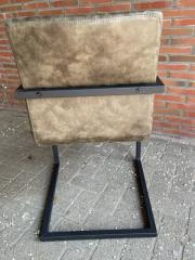 ANITA industriële eetkamer stoelen metaal Olijf groen nu 6 voor €.450,=