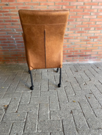 Zus eetkamer op wielen Camel L60 Bull  aanbieding 6 stoelen voor €