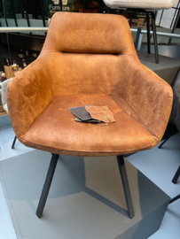 Raaf topstoel met een verrassend prijsje in de stof Bull Cognac-9