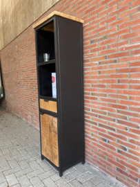 Cod collectie 1 deur 1 ladekast 180x40x50 Front blank mango en zwart metaal