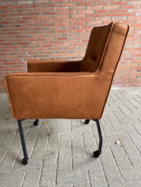 TopTop eetkamer stoel in Eco leer Cognac met wielen tijdelijk voor maar