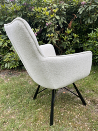 Eetstoel model Gido 01  Raven 22 Ivory  Draaibaar: 360 graden draaibaar - auto return Extreme korting