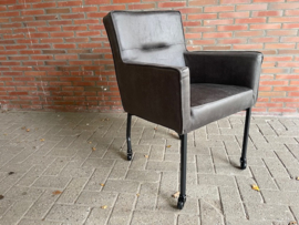 TopTop eetkamer stoel in Eco leer Antraciet  met wielen tijdelijk voor maar