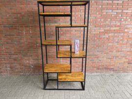 MMB031 * Industriële boekenkast metaal mangohout 90 cm breed extra laag geprijst