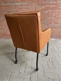 TopTop eetkamer stoel in Eco leer Cognac met wielen tijdelijk voor maar