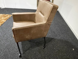 TopTop eetkamer stoel in Eco leer lever kleur met wielen tijdelijk voor maar