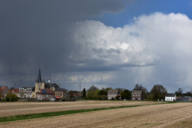 045. Wolkenluchten.