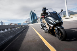 2020 febr TMAX 530 Middenstandaard kan breken.