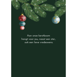 Kaartje2go.nl | Kerstkaart dennentakken met kerstballen