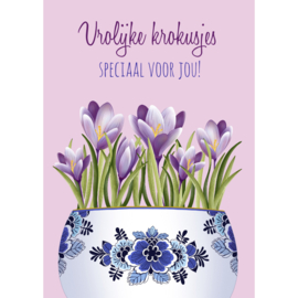 Kaartje2go.nl | Verjaardagskaart Krokussen in Delfts Blauwe pot