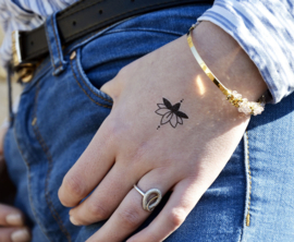 5 Beautiful Temporary Water Lily Tattoos