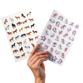 2 Grote Stickervellen Paarden en Unicorns