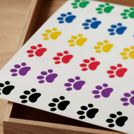 Feuille d'autocollants Pieds de chien - 48 autocollants
