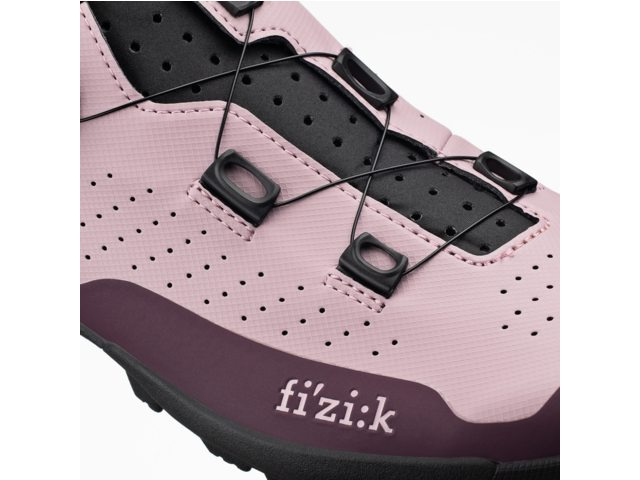 Fizik Terra Atlas MTB schoenen roze paars FIETSSCHOENEN MTB Dress2Bike