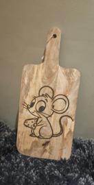 Borrelplank met muis.