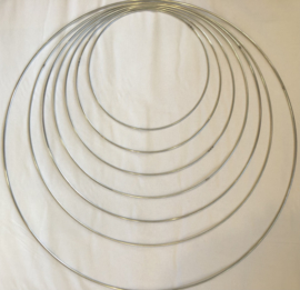 Metalen ring 35cm