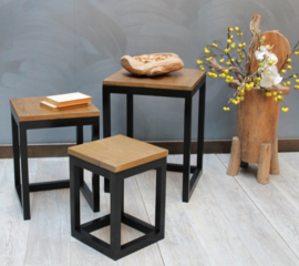 TREASURE  houten tafel-set van 3