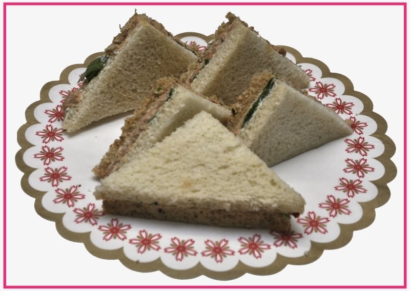 Mini Sandwiches Tonijnsalade per 2 stuks..