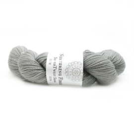 Nurturing Fibres  Supertwist sockyarn Silver