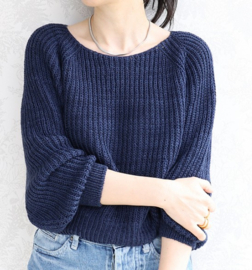 A SWEATER THAT DOES NOT HAVE A NAME