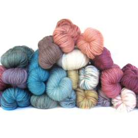 Full Wool  shade card