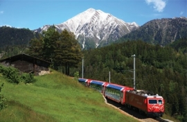 10 dagen Zwitserse Alpen met bus en trein  ( Effeweg )