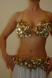 Goud pailletten en munten BH + riem