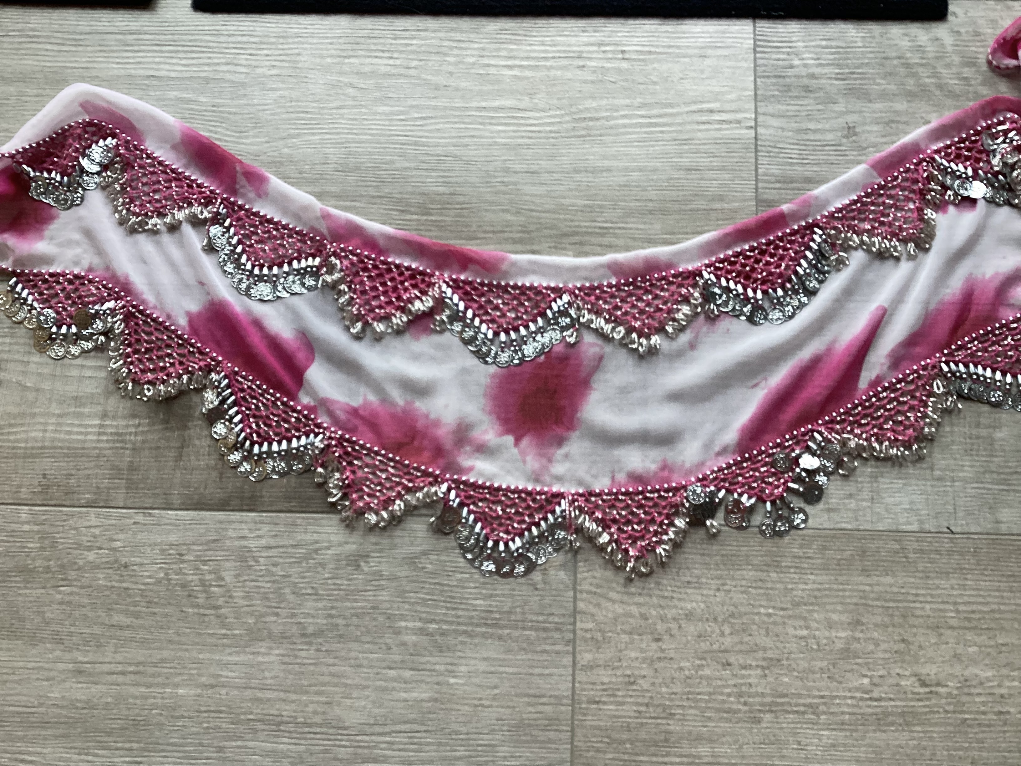 RP09A 2 rijen met piramides kralen en munten XL