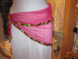 D33 Driehoek heupsjaal met rondom goudkleurige pailletten en munten. Sjaal is in diverse kleuren te bestellen.
