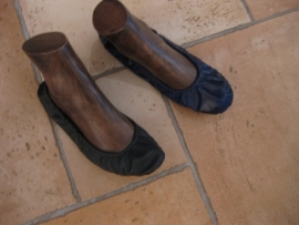 Schoenen diverse kleuren met een zachte, platte zool