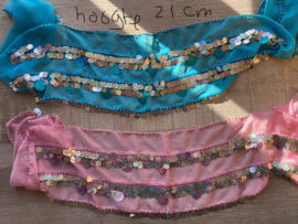 RR16 Heupsjaal met 2 rijen  pegels en munten. Sjaal is in diverse kleuren te bestellen.