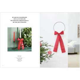 STITCHING FOR CHRISTMAS -PUT A BOW ON IT - Rico no. 185