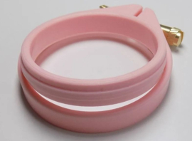 Mini kunststof borduurring - 5,5 cm ROZE