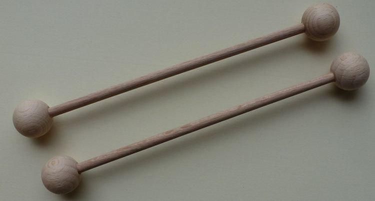 Houten ophangstokje bol 10 cm breed ( 15 mm )