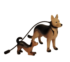 Herdershond met pup (hond7)