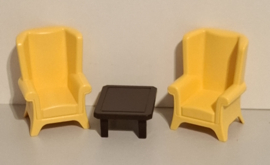 Fauteuil geel (2x) met tafel (16109)