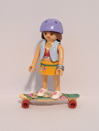 Meisje met skateboard (24)
