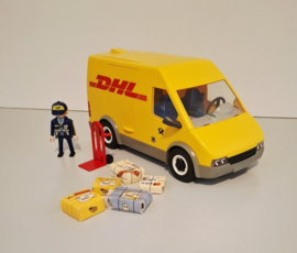 DHL bus (17529)