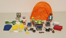 Kamperen met tent (16999)