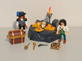 Koninklijke schatkist met piraten (15654)