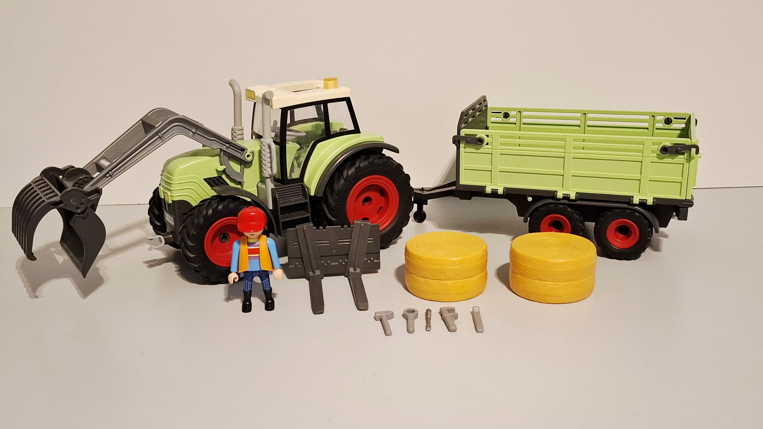 Playmobil grote tractor met aanhanger (16648)