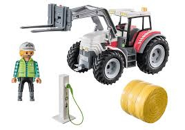 Grote e-tractor met laadpaal 71305