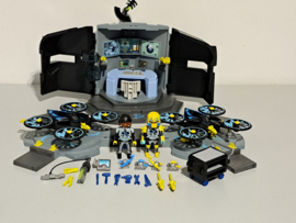 Dr. Drone's commandopost (15674)