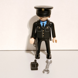 Agent (16353)